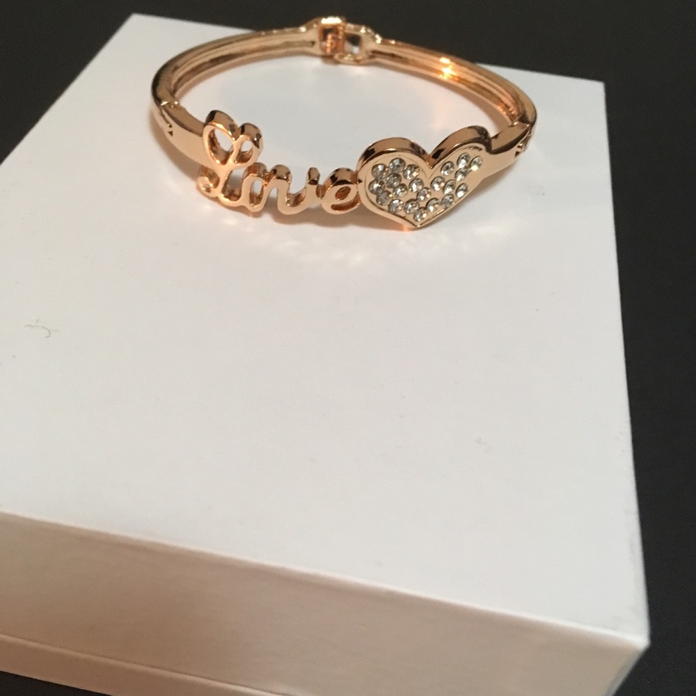 ▪️Buy 1 Get 1▪️18K RG Plated Love/Heart - Picture 4 of 7